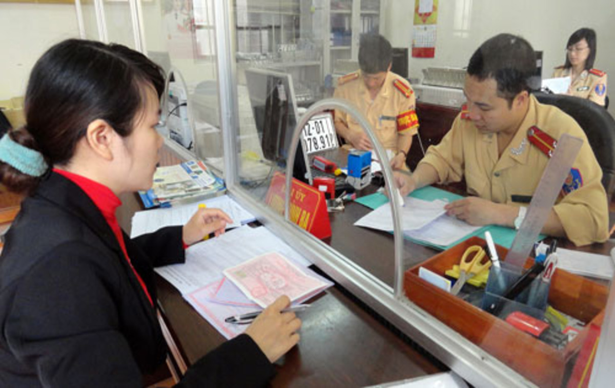khi ban chu xe cu can giu lai bien so cu va giay dang ky Khi bán, chủ xe cũ cần giữ lại biển số cũ và giấy đăng ký