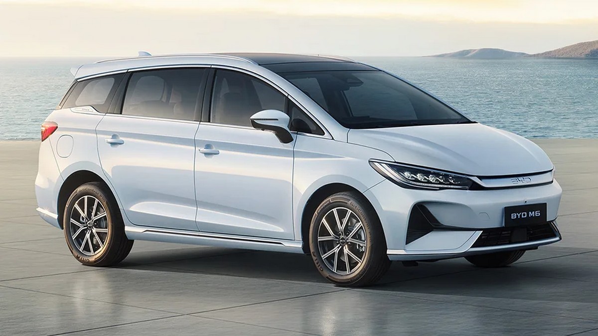 BYD M6 giữ form dáng MPV truyền thống theo ngôn ngữ thiết kế “Dragon Face”